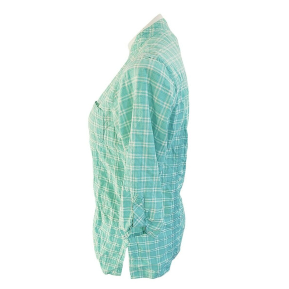 Columbia V-Neck Button‎ Down Short Sleeve Shirt Sized S - Picture 3 of 5